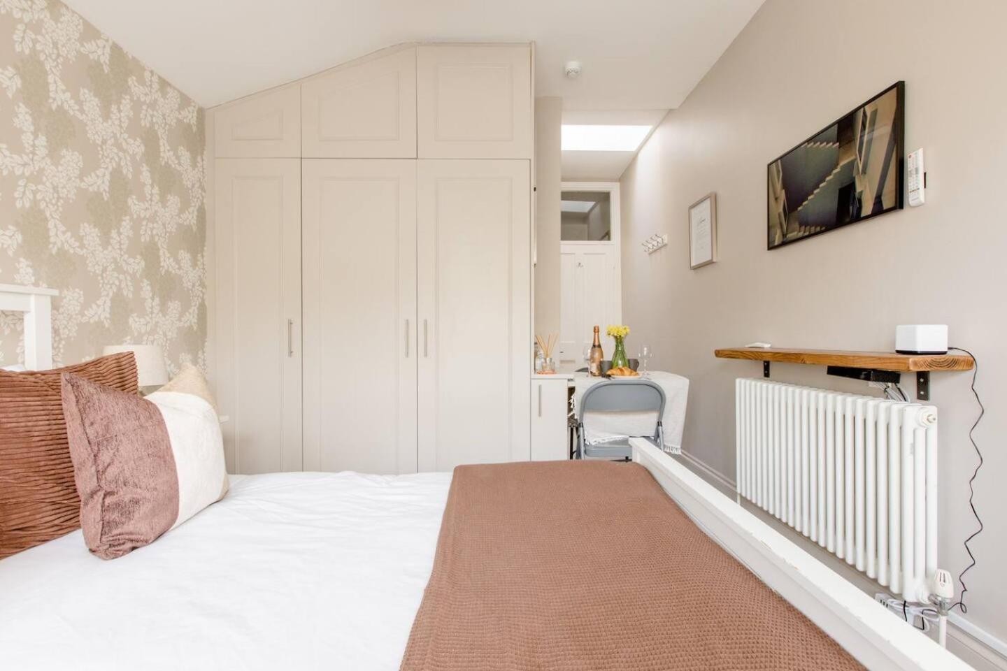 Luxury King-bed Ensuite With Tranquil Garden Views Casa de férias *